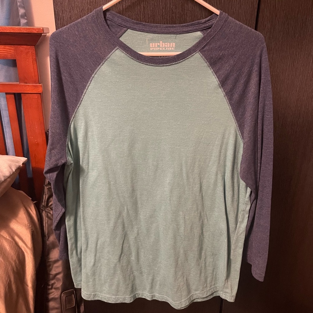 Mens large 3/4 sleeve